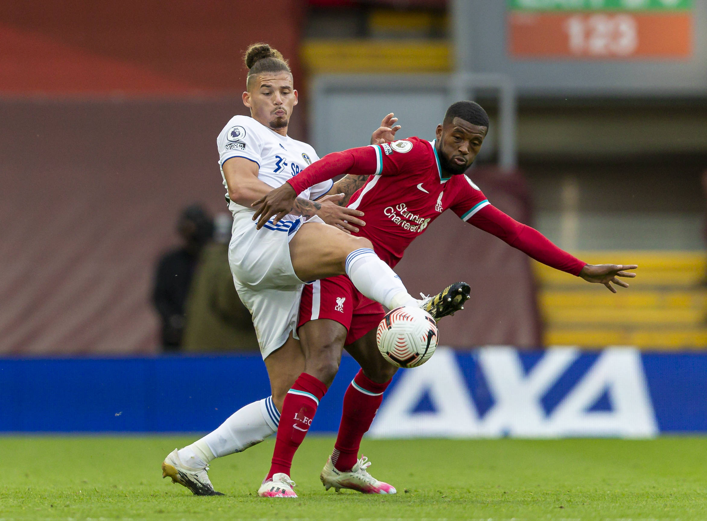 迷观赛更加 迷观赛更加